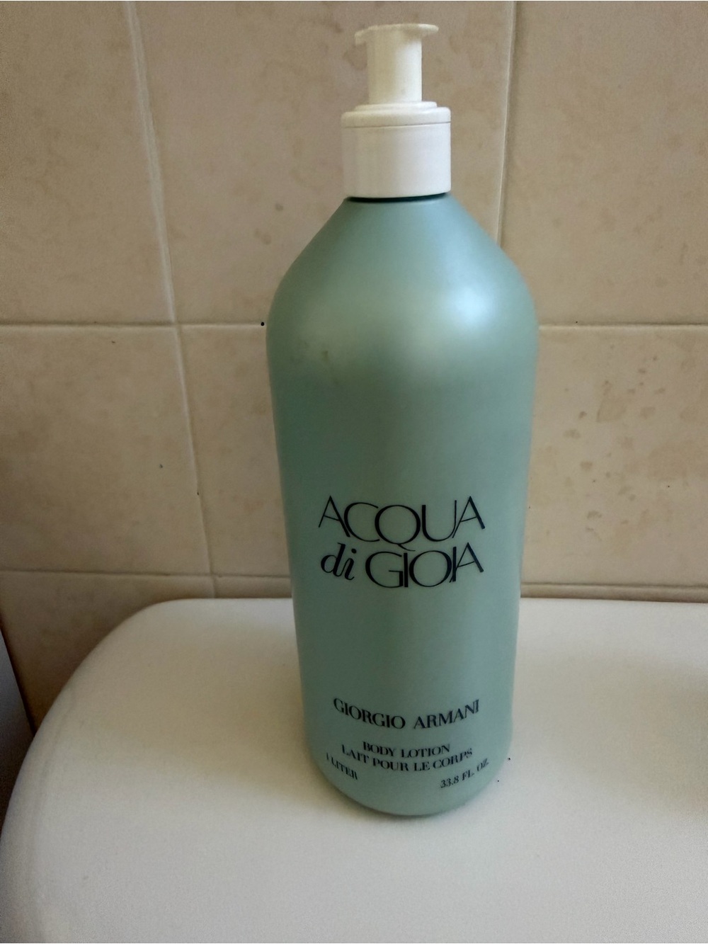 Giorgio Armani Acqua di Gioia Body Lotion - Seafoam Green and White